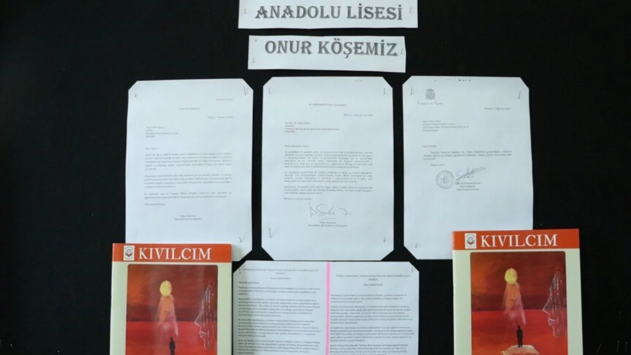 İspanya Başbakanı Pedro Sanchez'den Kayseri'deki liseye teşekkür mektubu