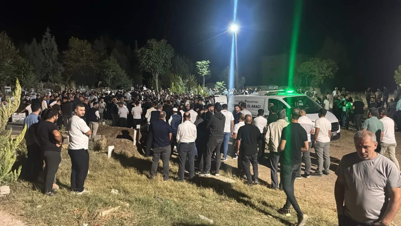 Bursa'daki kazada hayatını kaybeden 13 yaşındaki çocuk toprağa verildi