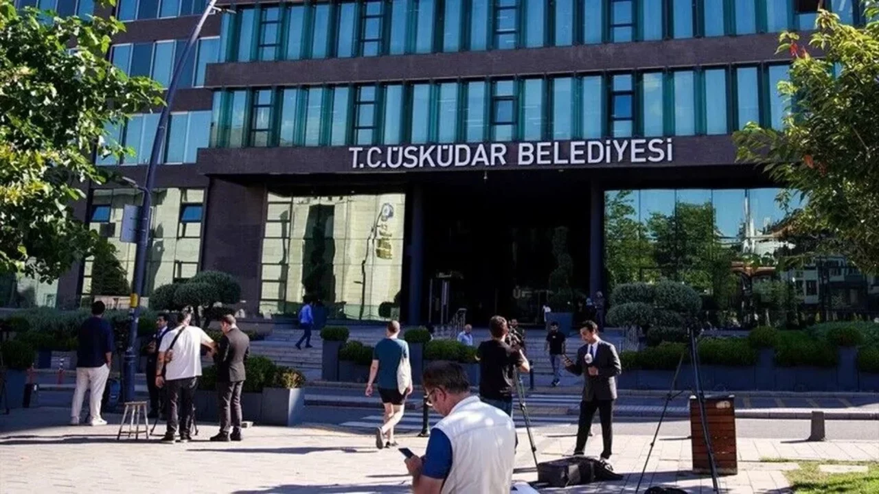 Üsküdar Belediyesi AK Parti'ye geçti!