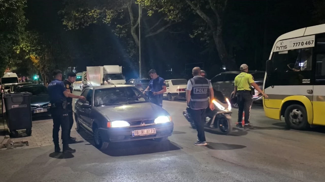 Bursa'da huzur uygulaması: 13 sürücüye ceza yağdı