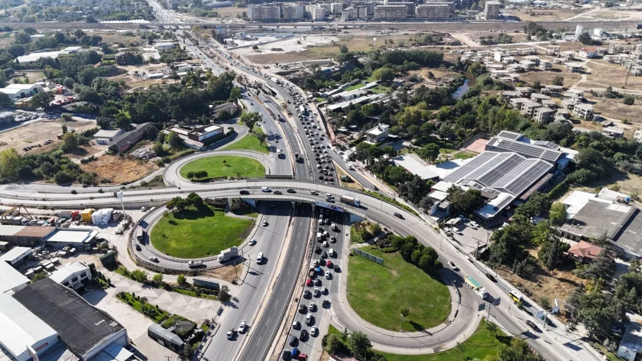 Bursa'da Mudanya Yolu'ndaki yeni köprü trafiğe açıldı