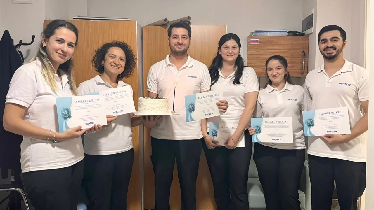 Burtom Sağlık Grubu'dan fizyoterapistlere teşekkür