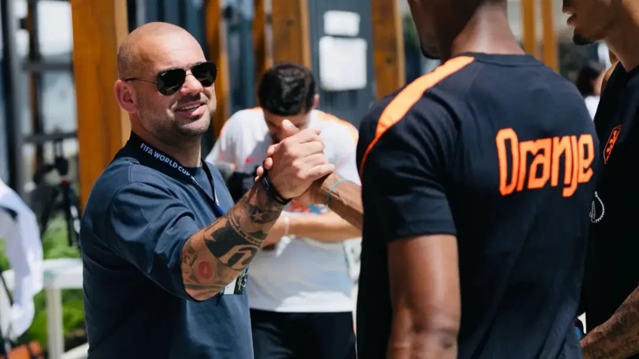 Sneijder'in değerli koleksiyonu açık artırmaya çıktı!