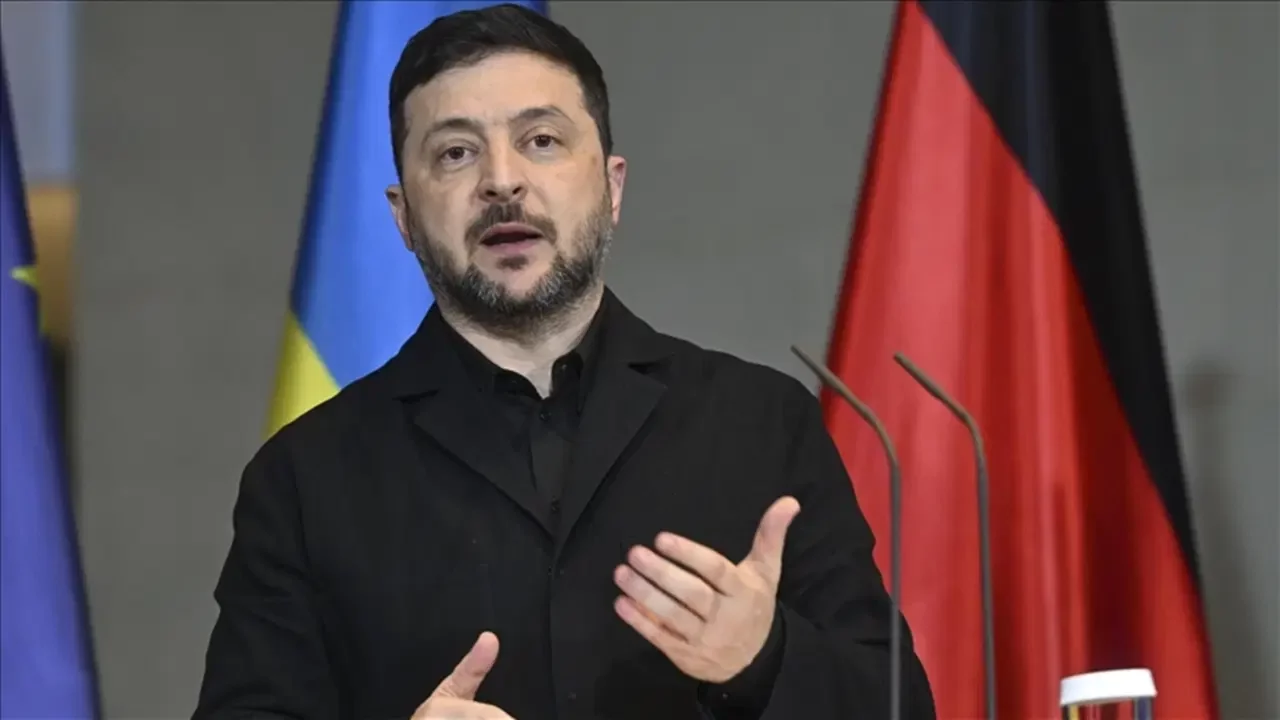 Zelenskiy'nin uçağı İHA saldırısından kıl payı kurtuldu