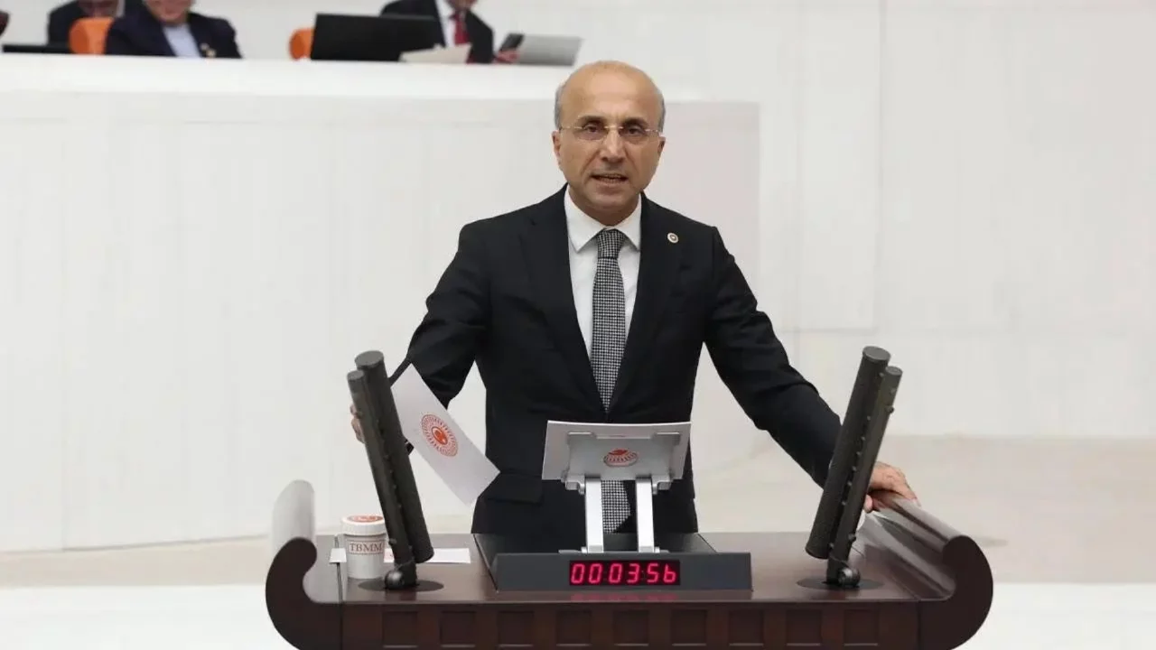 YENİ Parti Kayseri Milletvekili Genç'ten AK Parti'ye geçen Kayserili belediye başkanlarına tepki