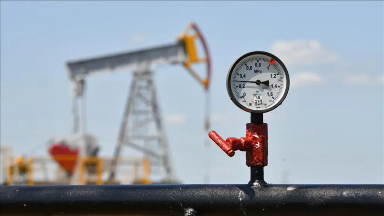Petrol 100 doların üzerine demir attı