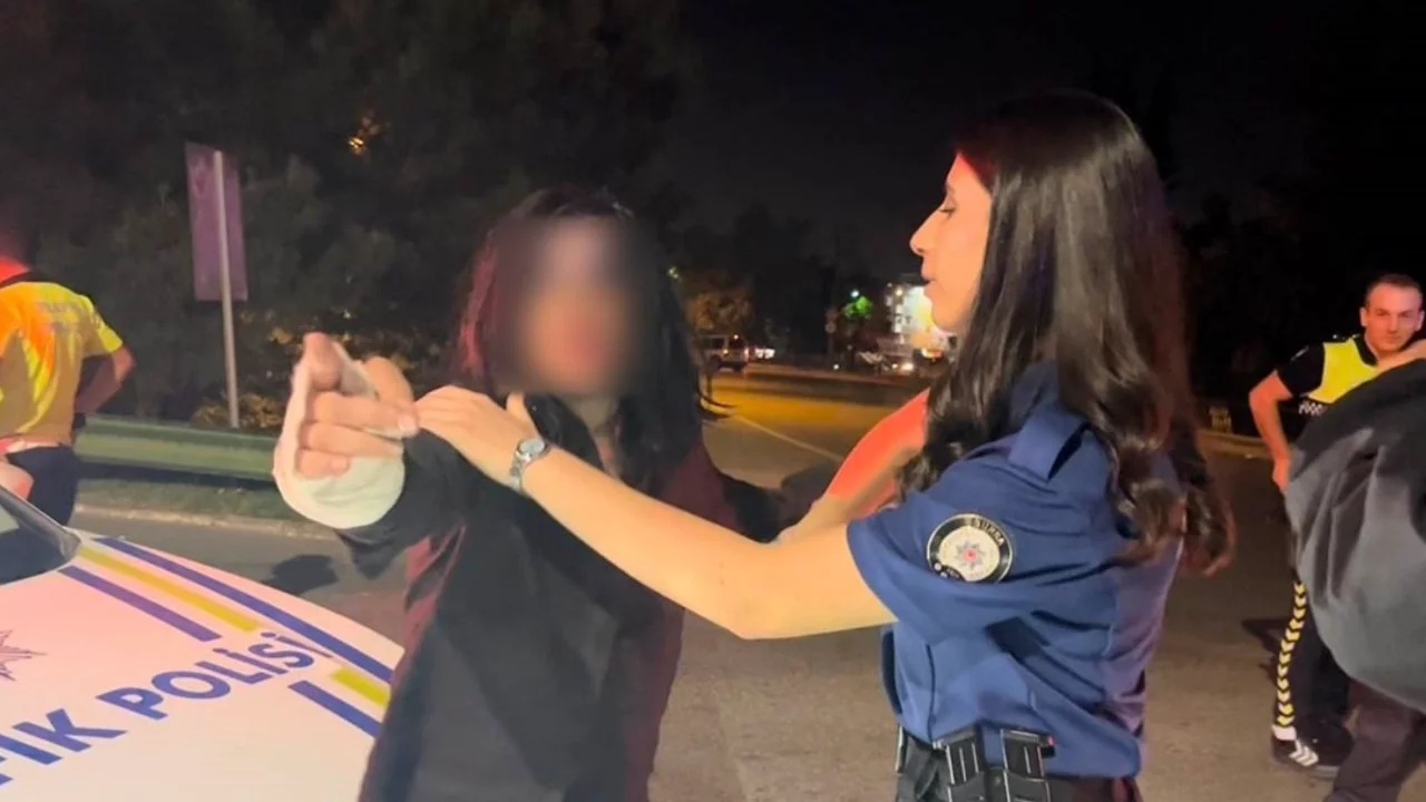 Bursa'da ters yola giren alkollü sürücü ile erkek arkadaşı adliyeye sevk edildi