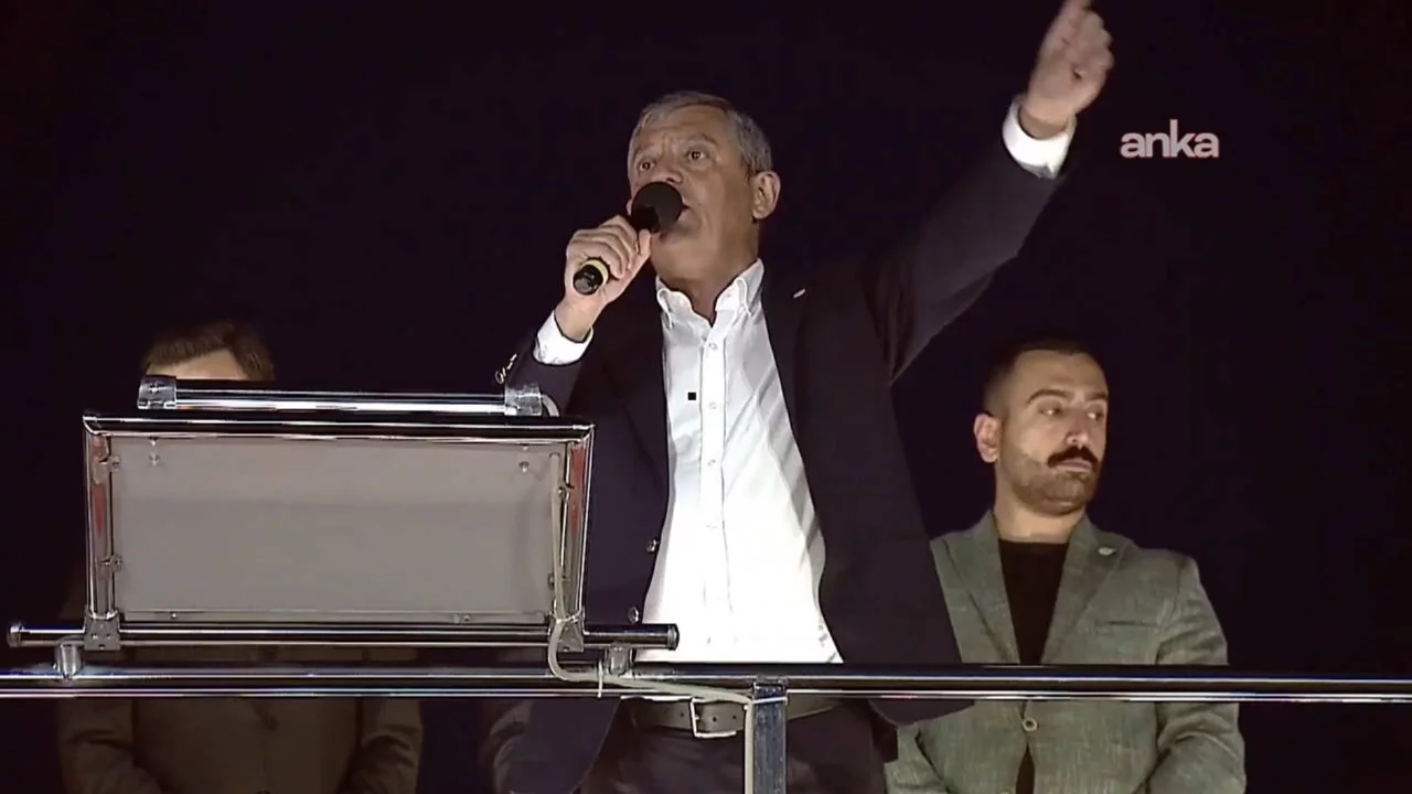 Özgür Özel, "Karar Milletindir, Üsküdar Milletindir" mitinginde konuşuyor
