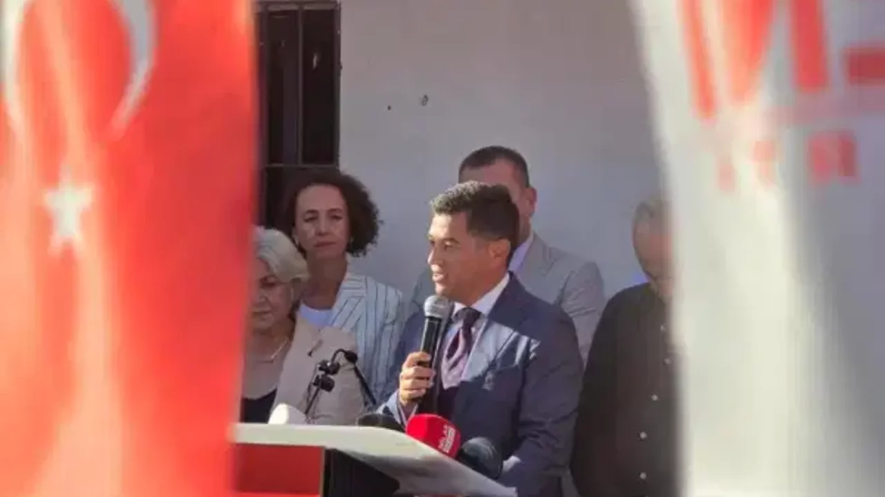 Marmaris Belediye Başkanı Acar Ünlü, YENİ Parti'ye katıldı