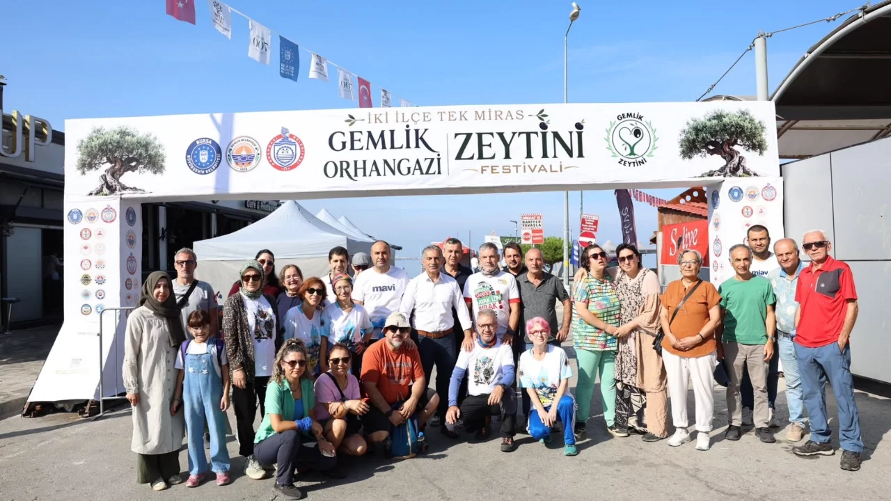 Gemlik'te "Zeytin Rotası Keşif Yürüyüşü" gerçekleştirildi