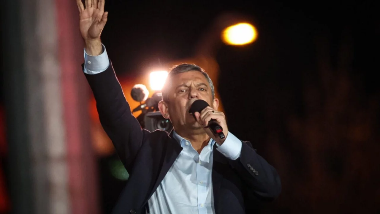 Özgür Özel'den seçim mesajı: Artık saflar netleşmiştir
