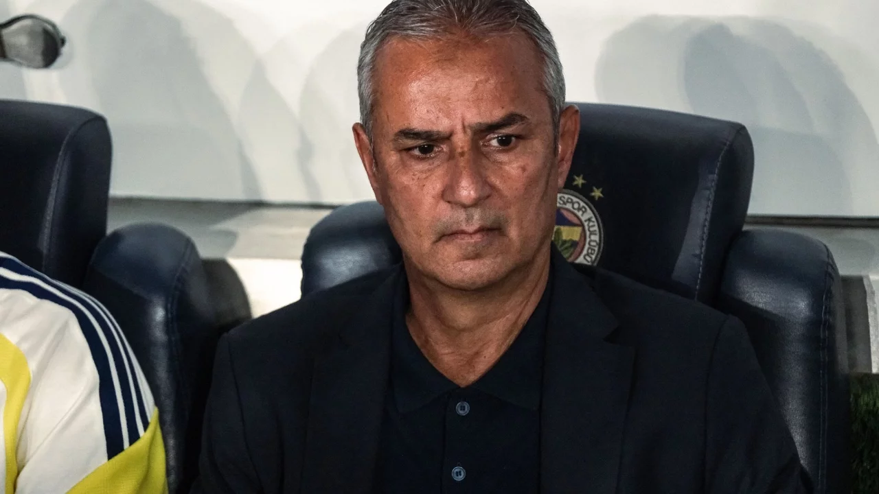 İsmail Kartal'dan futbolculara: Bu yaşanan olayların sizleri etkilemesini istemiyorum