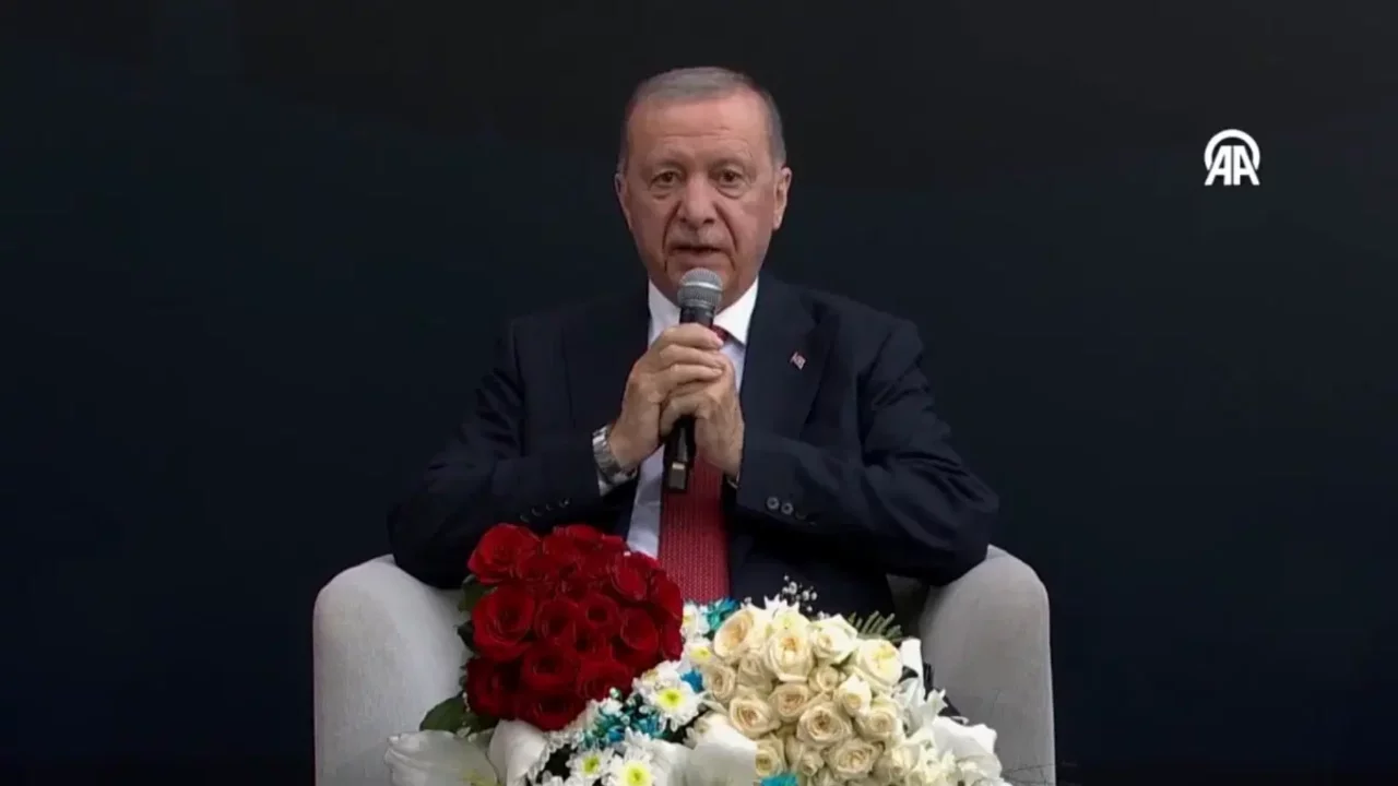 Cumhurbaşkanı Erdoğan: Gençleri siyasetin merkezine aldık