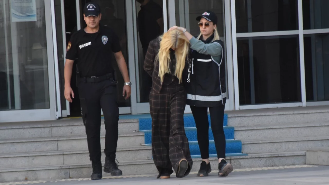 Fenomen Çağla Öz adliyeye sevk edildi
