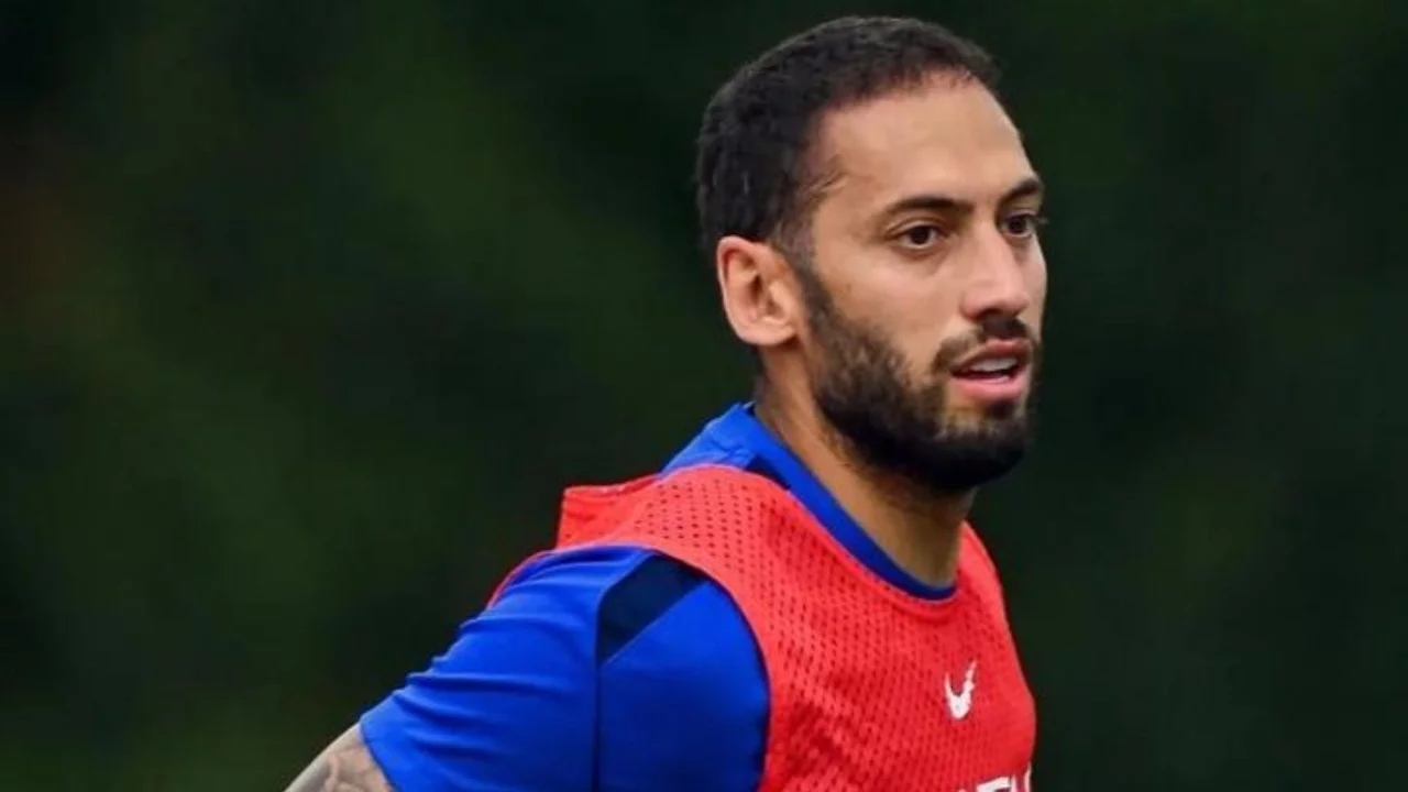 Hakan Çalhanoğlu'ndan Inter'e kötü haber