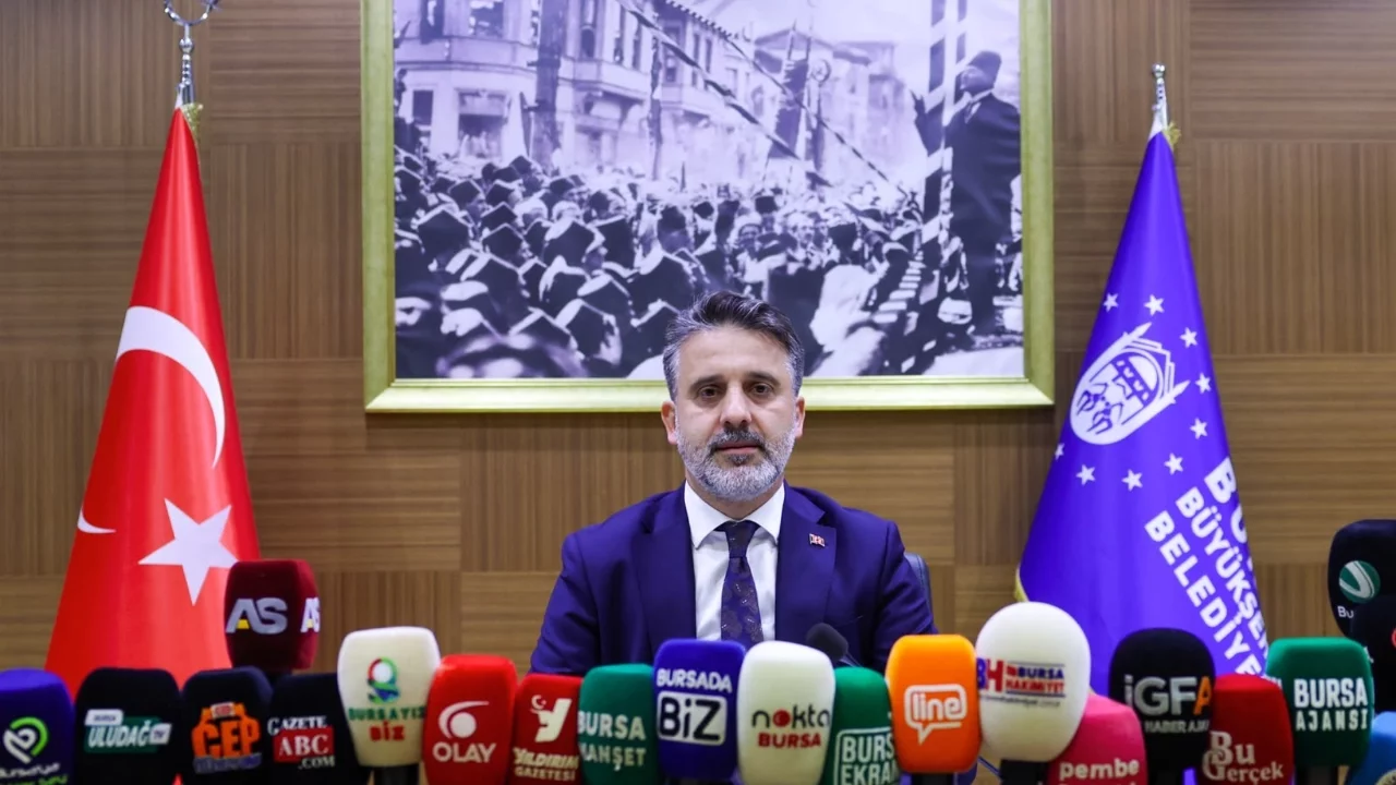 Bursa Büyükşehir Belediye Başkan Vekili Şahin Biba: "Bütün otobüsleri elektrikliye çevireceğiz"