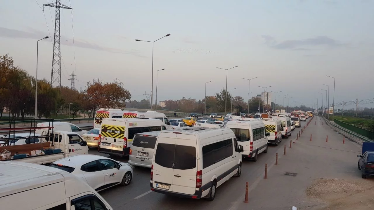 Bursa'da okul servis ücretlerine yüzde 25 zam yapıldı!