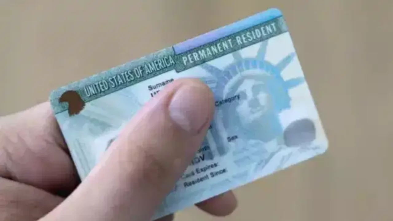 Green Card başvurusu ne zaman başlayacak? Bu sene DV Lottery Green Card başvurusu alınacak mı?