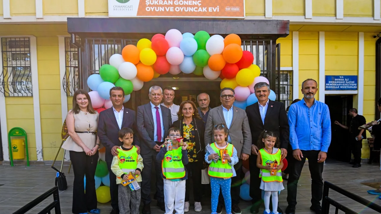 Osmangazi'de çocukların dünyasına renk katan merkez hizmete açıldı