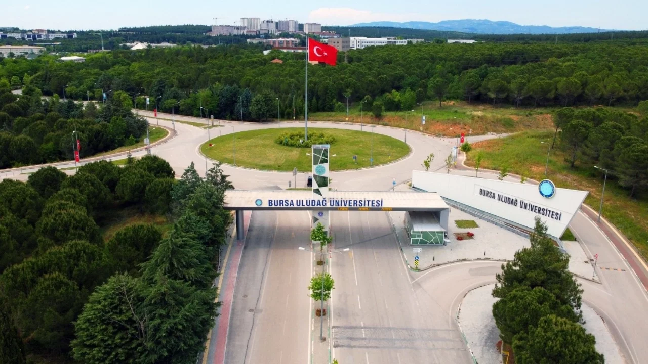BUÜ, 2026 yılında da 'Araştırma Üniversitesi' ünvanını korudu