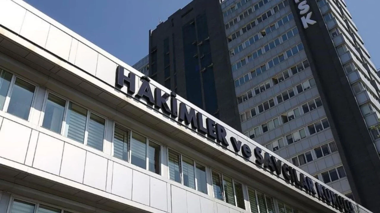 Türkşad Kunthan Uçuk hakkında görevden uzaklaştırma kararı
