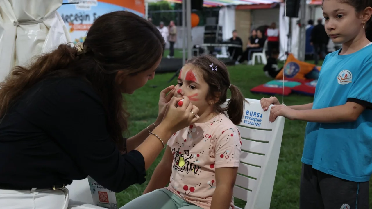 Uluslararası 5. Bursa Gastronomi Festivali'nde çocuklar hem eğlendi hem spor yaptı