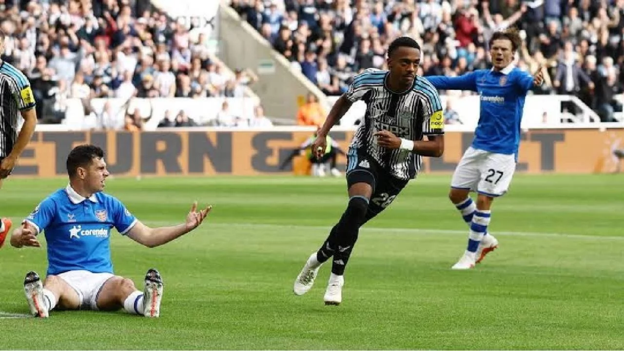 Hull City, Premier Lig'de bu sezon ilk kez yenildi