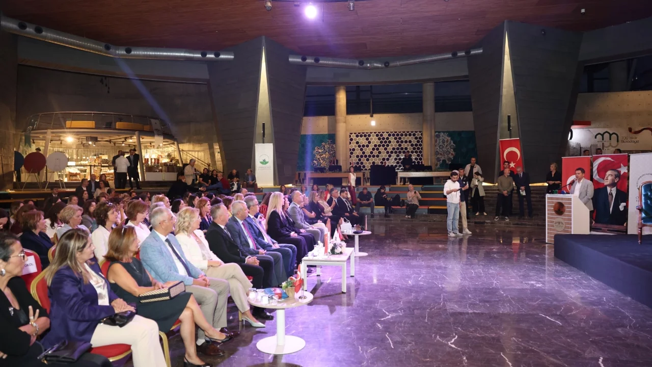 Osmangazi'de Bursa'nın ticaret ve üretim yolculuğu konuşuldu