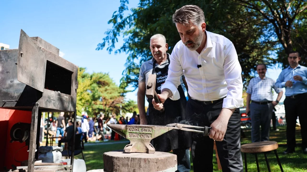 Bursa'nın kültürel değerleri festivalde yeniden canlandı