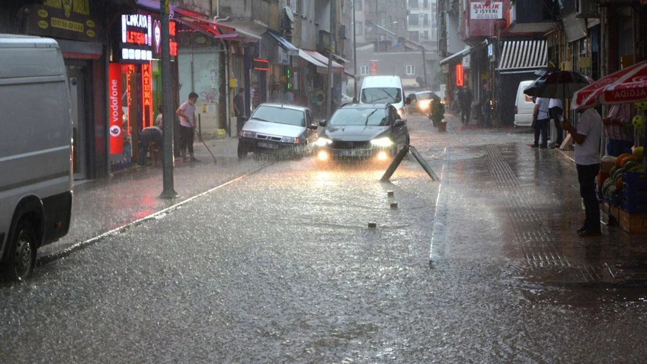 Meteoroloji'den iki şehir için kuvvetli yağış uyarısı