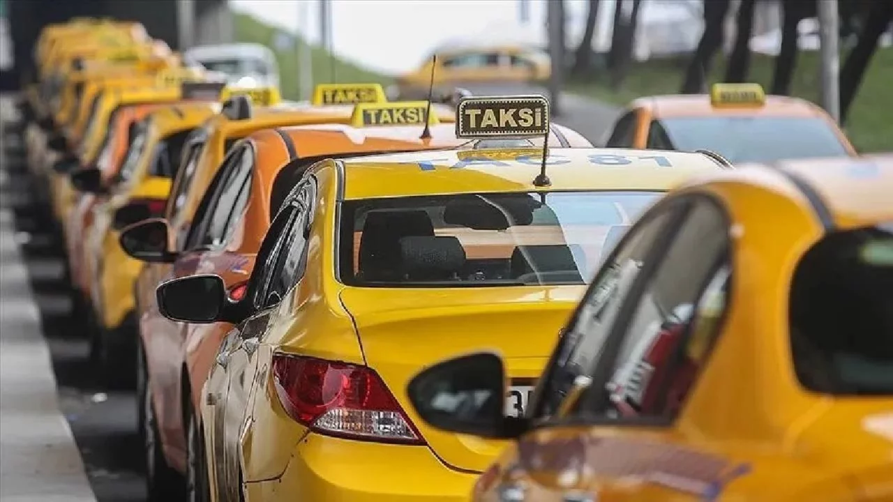 İBB, 250 uygulama bazlı taksi plakasını ihaleye çıkaracak