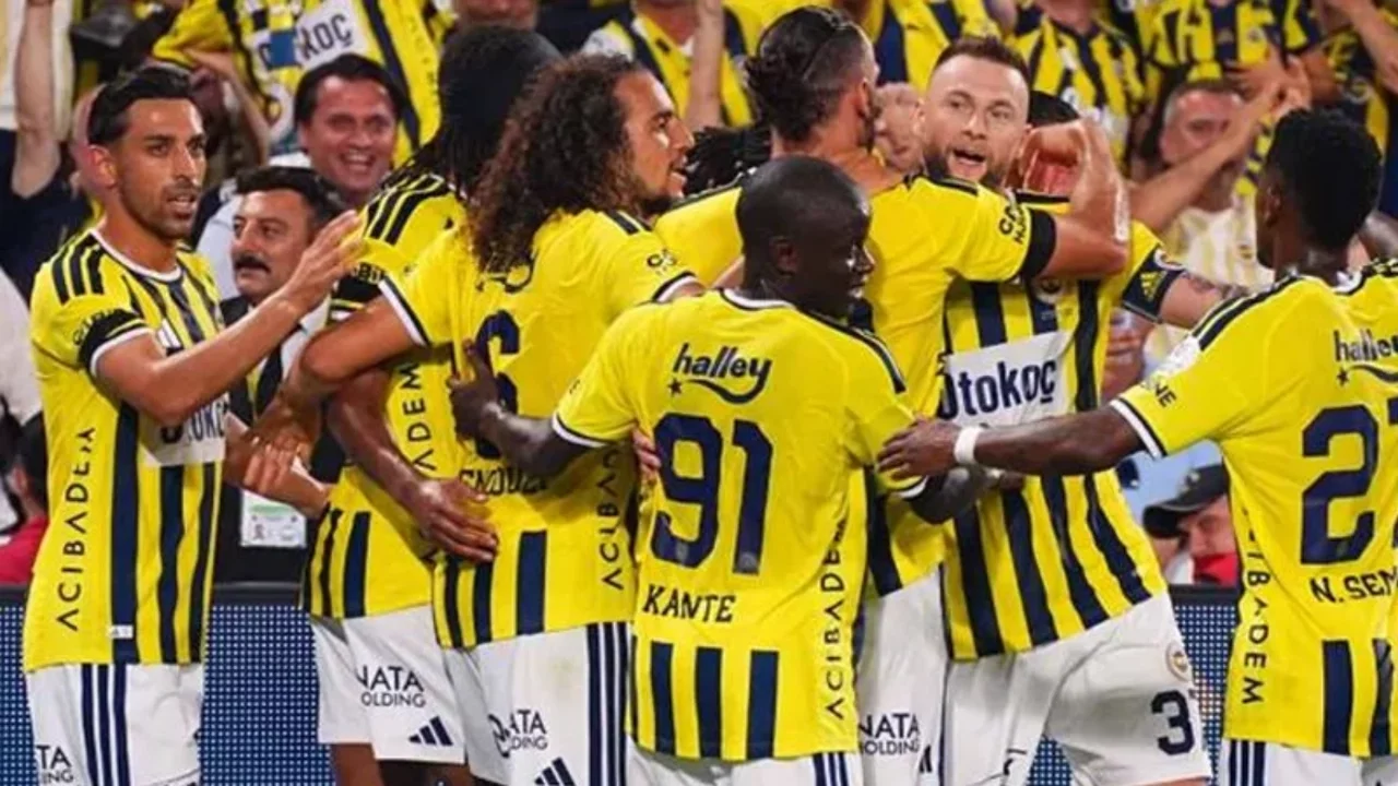 Fenerbahçe, Eyüpspor'u ağırlıyor: İşte muhtemel 11'ler