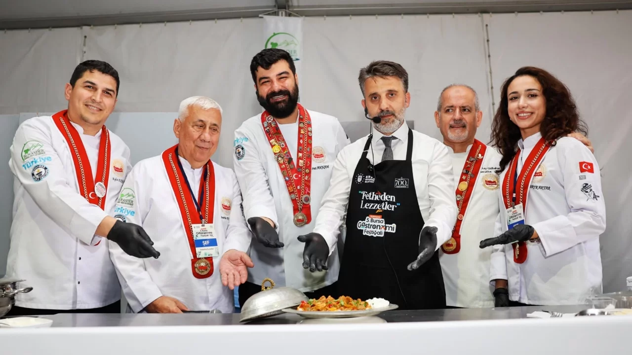 Bursa'nın asırlık lezzetleri Gastronomi Festivali'nde dünyaya açıldı