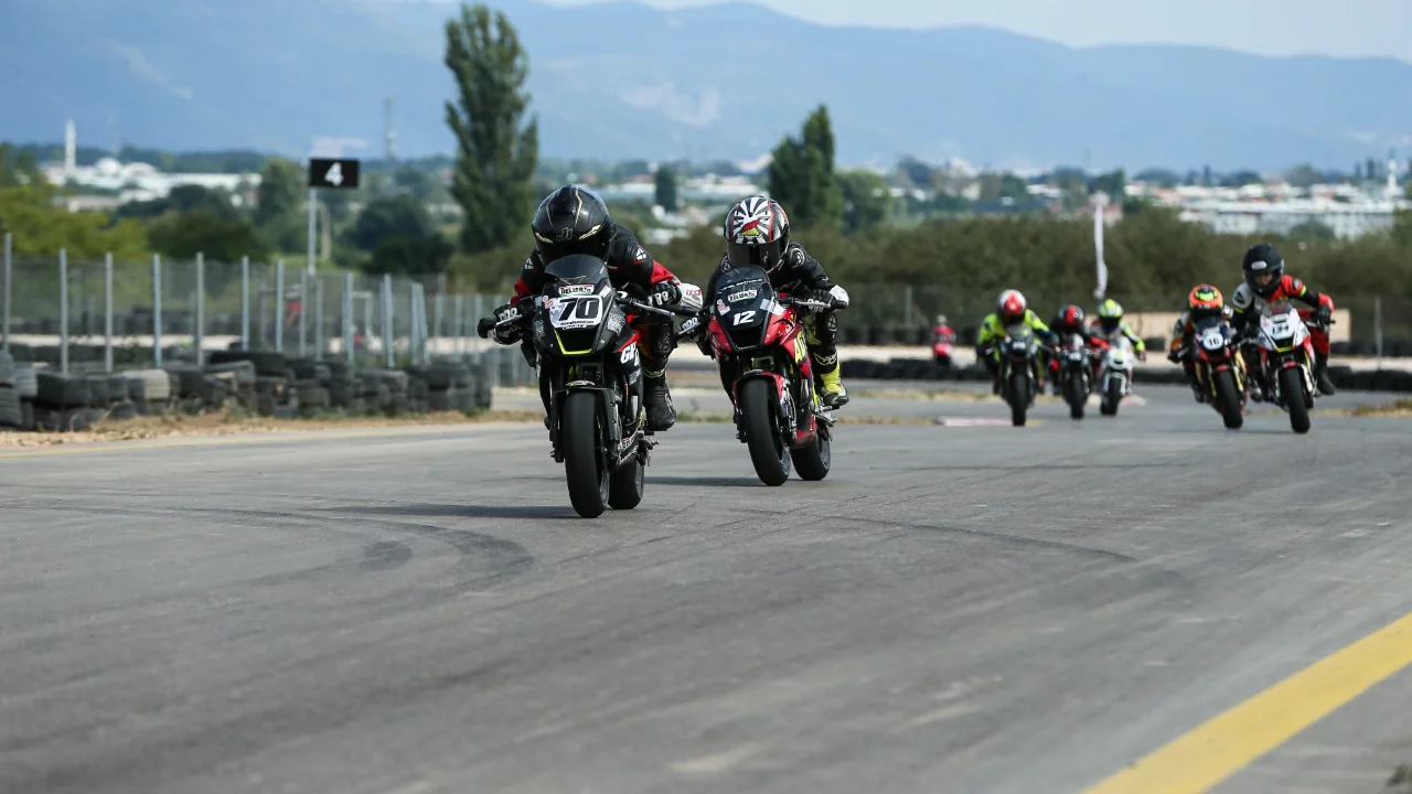 Türkiye Süpermoto ve MotoMini Şampiyonası'nın final yarışları Bursa'da tamamlandı