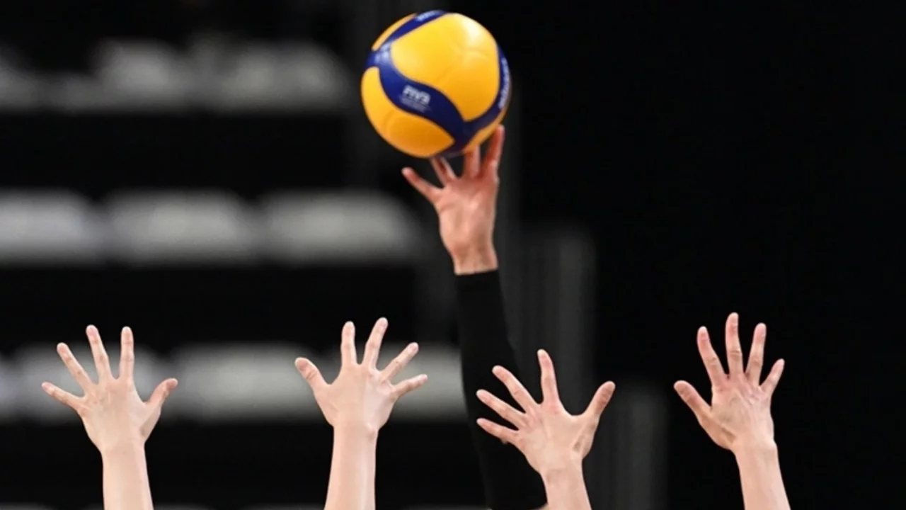 Karacabey Belediyespor Kadın Voleybol Takımı'na 7 yeni transfer