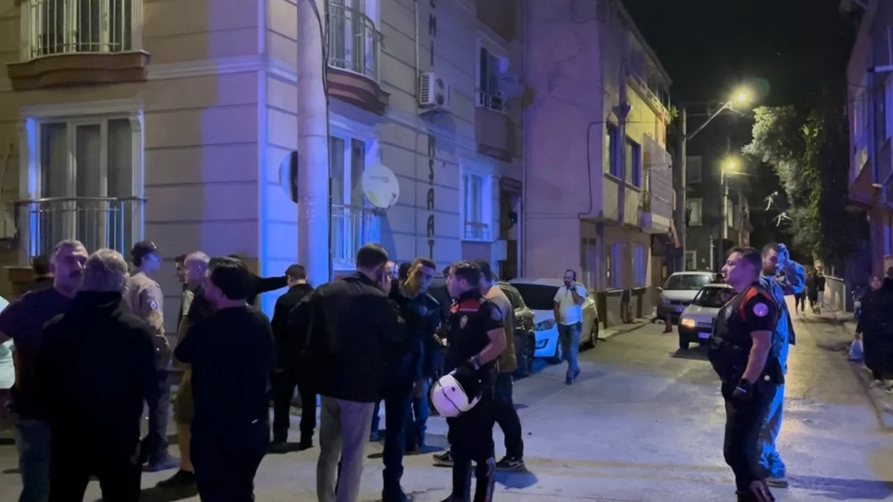 Bursa'da parkta silahlı dehşet: Kalabalık gruba laf attı, dayak yedi, silahı çekip yanlışlıkla kendini vurdu
