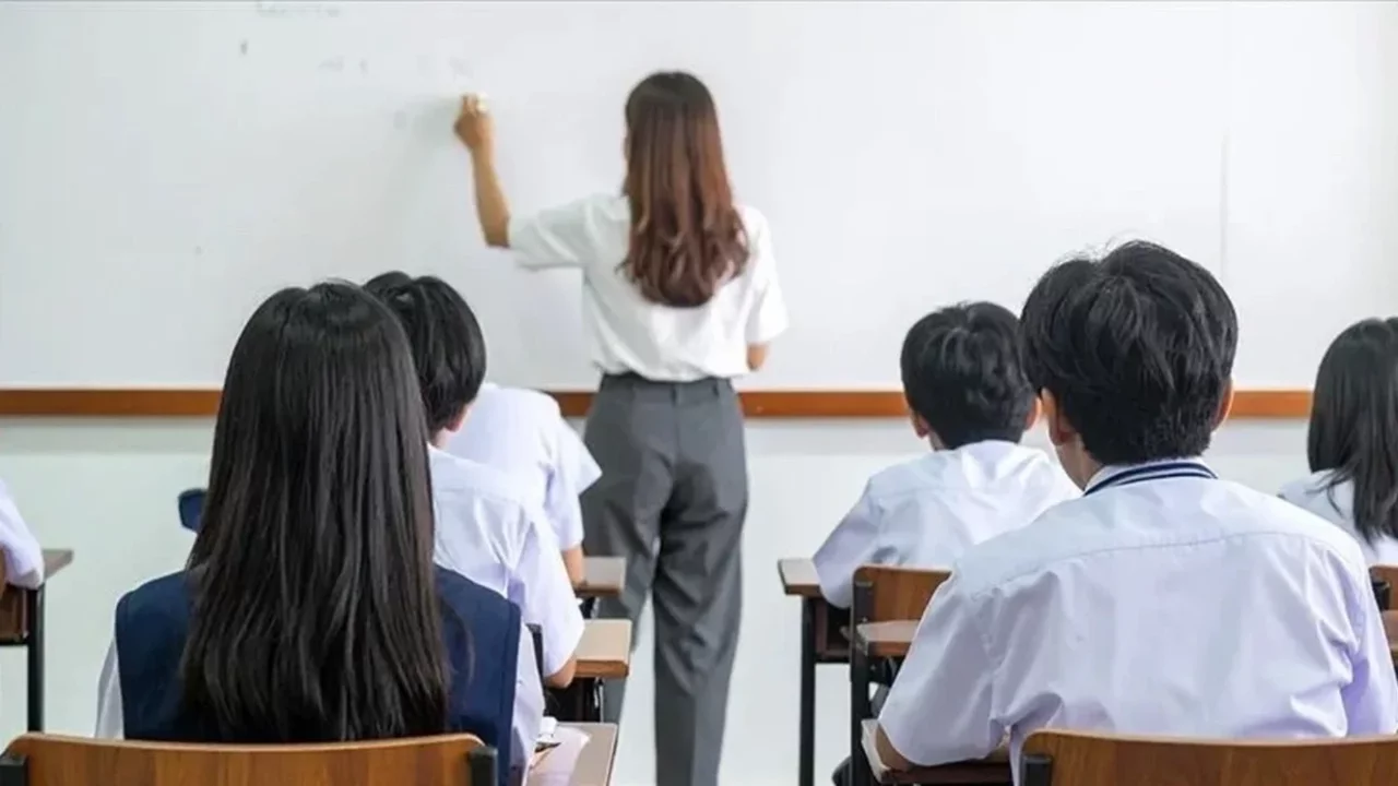 MEB'den velileri ilgilendiren karar: Öğretmen görüşmelerinde yeni sistem devrede