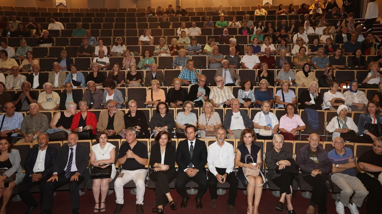 Nilüfer'de "Alzheimer'ı Anlamak; Tanı, Tedavi, Psikolojik Yaklaşım ve Hasta Bakımı" başlıklı semi...