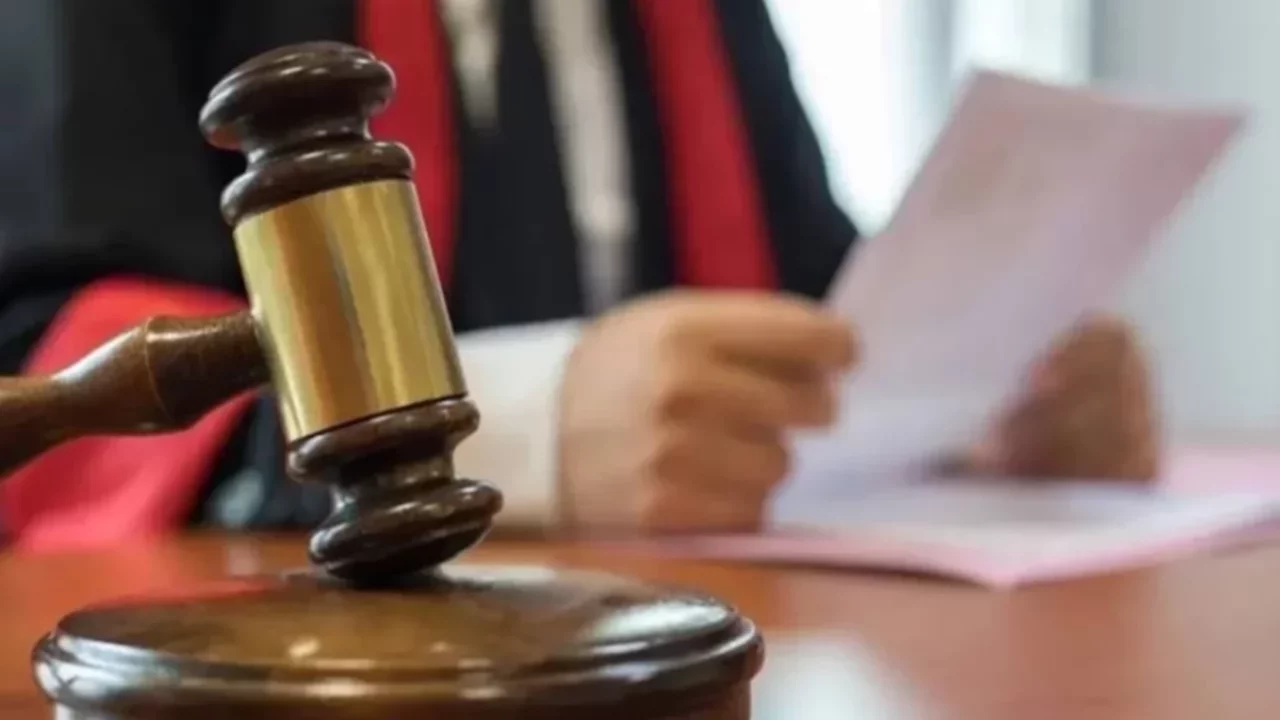 Ketçap vermedi diye küfretti! İşten atılan aşçı 6 yıl sonra Yargıtay'dan müjdeli haber aldı