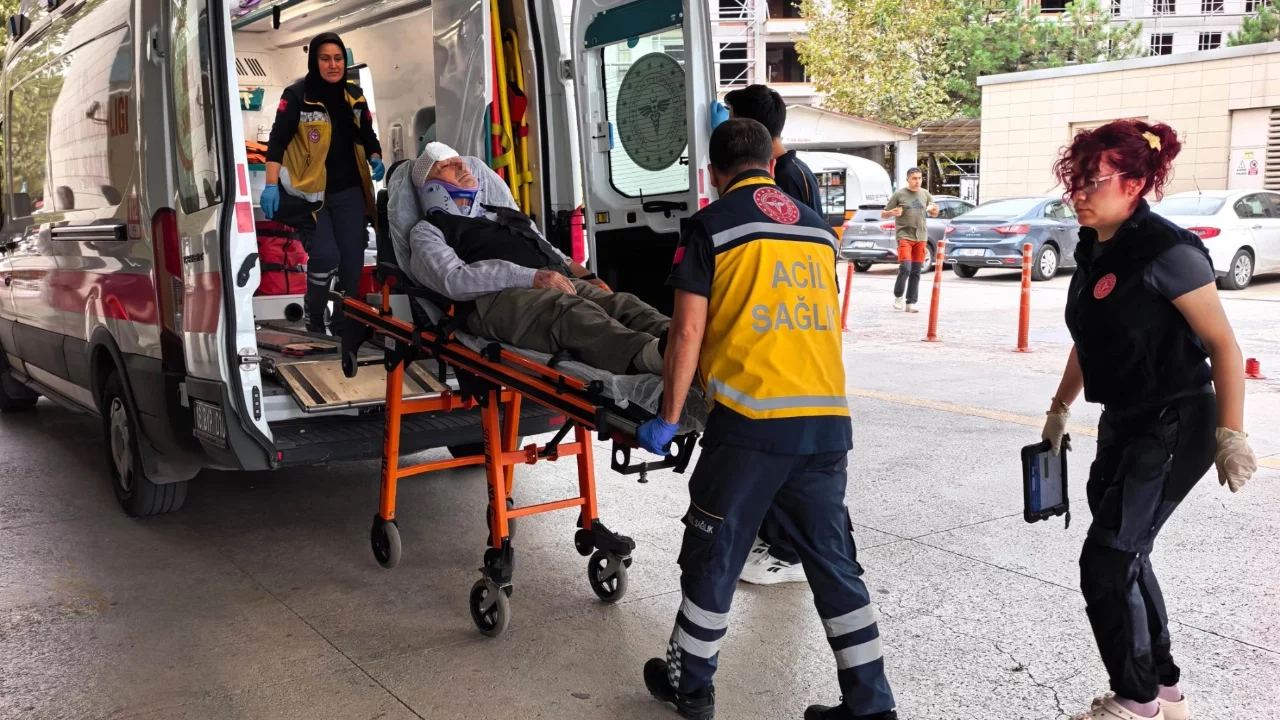 Bursa'da otomobil şarampole uçtu
