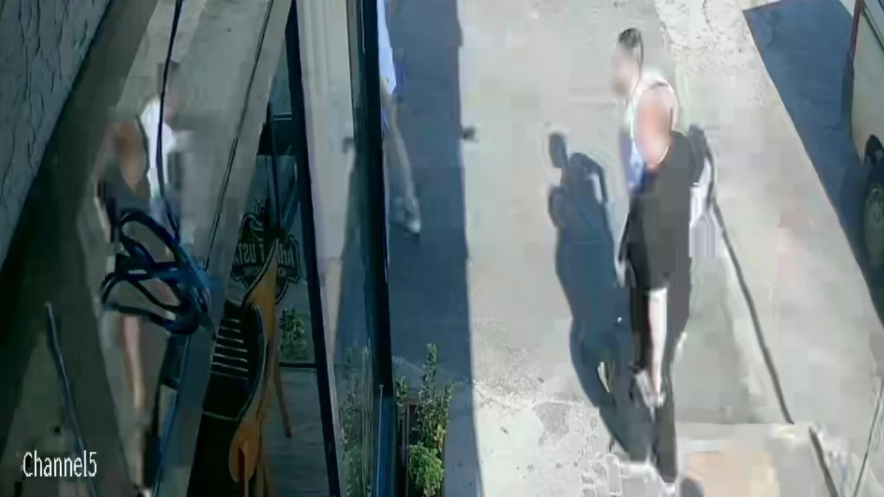 Bursa'da eşiyle yolda yürürken silahlı saldırıya uğradı! Enişte ve kardeşi tutuklandı