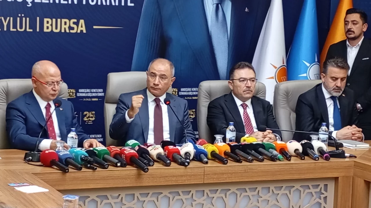 Efkan Ala'dan Bursa'da Terörsüz Türkiye ve Yeni Anayasa vurgusu