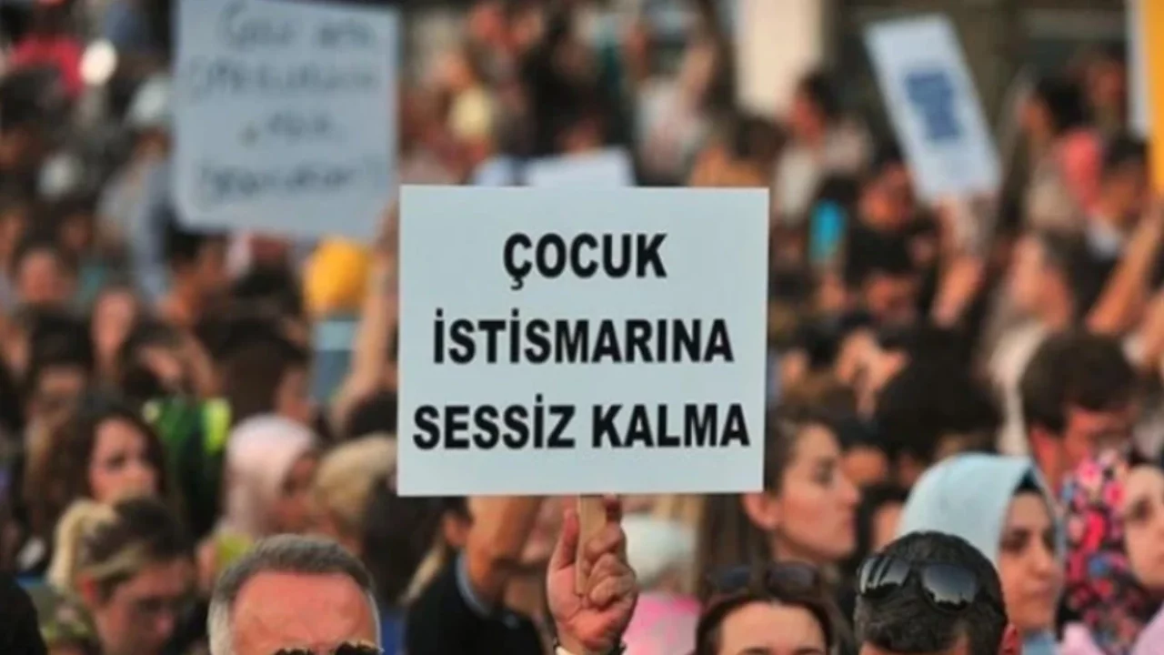 Çocuğa yönelik cinsel istismar dosyasında 1 yıldır firari olan sanık, yakalandıktan sonra serbest...
