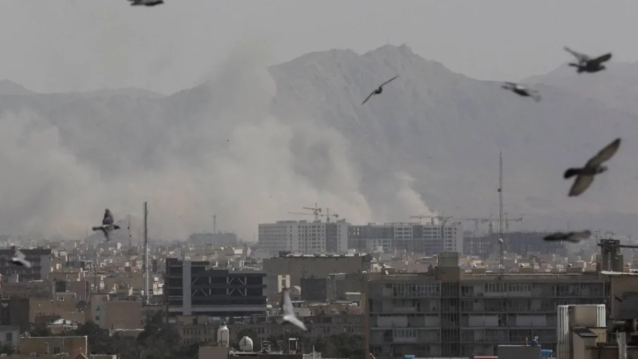 Irak: İran uçuşlarının yeniden başlatılması için ABD ile görüşüyoruz