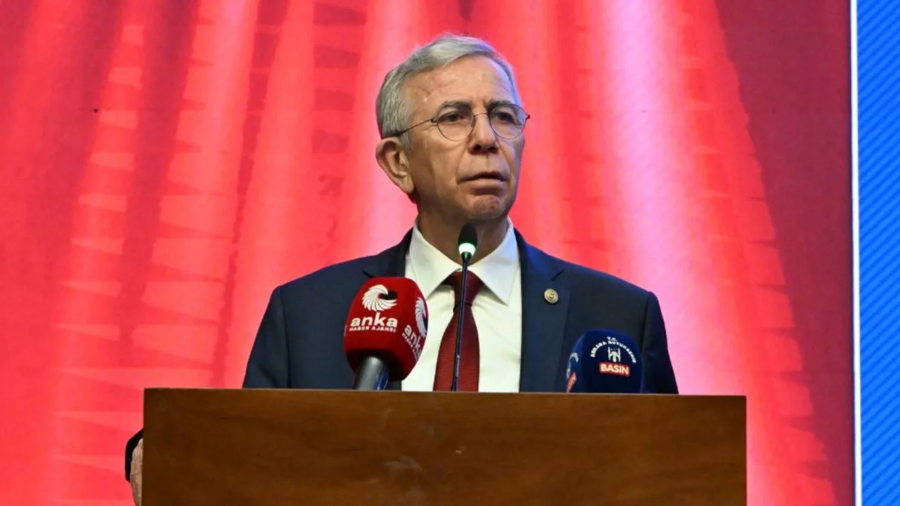 Mansur Yavaş'tan 'CHP istifası' sorusuna yanıt: 'Görevimi sürdürüyorum...'