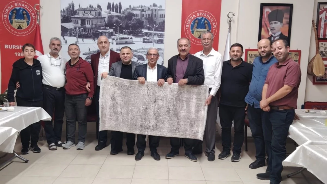 Bursa'da Sivasî sohbetlerin konuğu Hayri Aydınlı oldu
