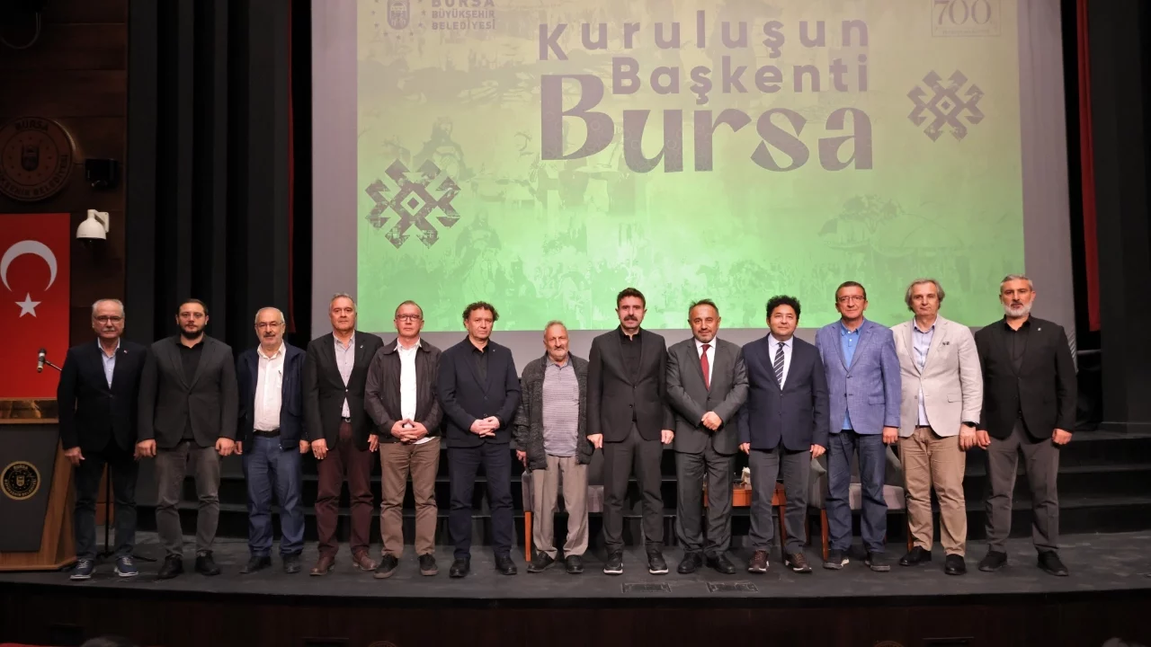 'Kuruluşun Başkenti Bursa' söyleşisine Bursalılardan yoğun ilgi