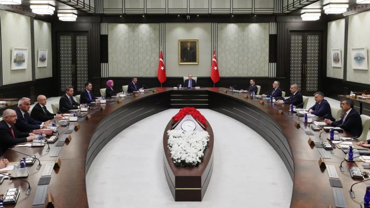 Kabine bugün toplanıyor: Gündemde fon soruşturması ve Terörsüz Türkiye var