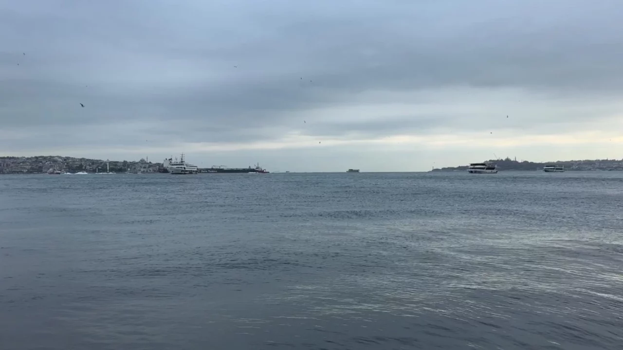 İstanbul'da sağanak hayatı olumsuz etkiledi