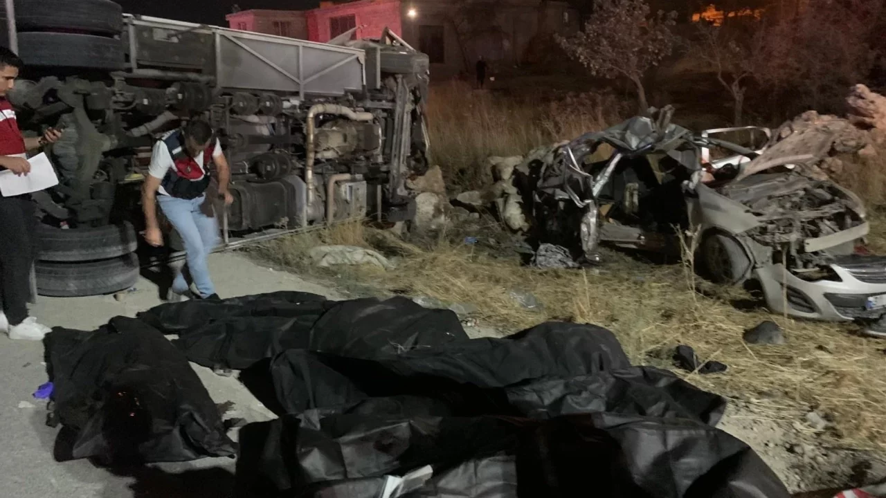Gaziantep'teki kazada hayatını kaybedenlerin kimlikleri belli oldu